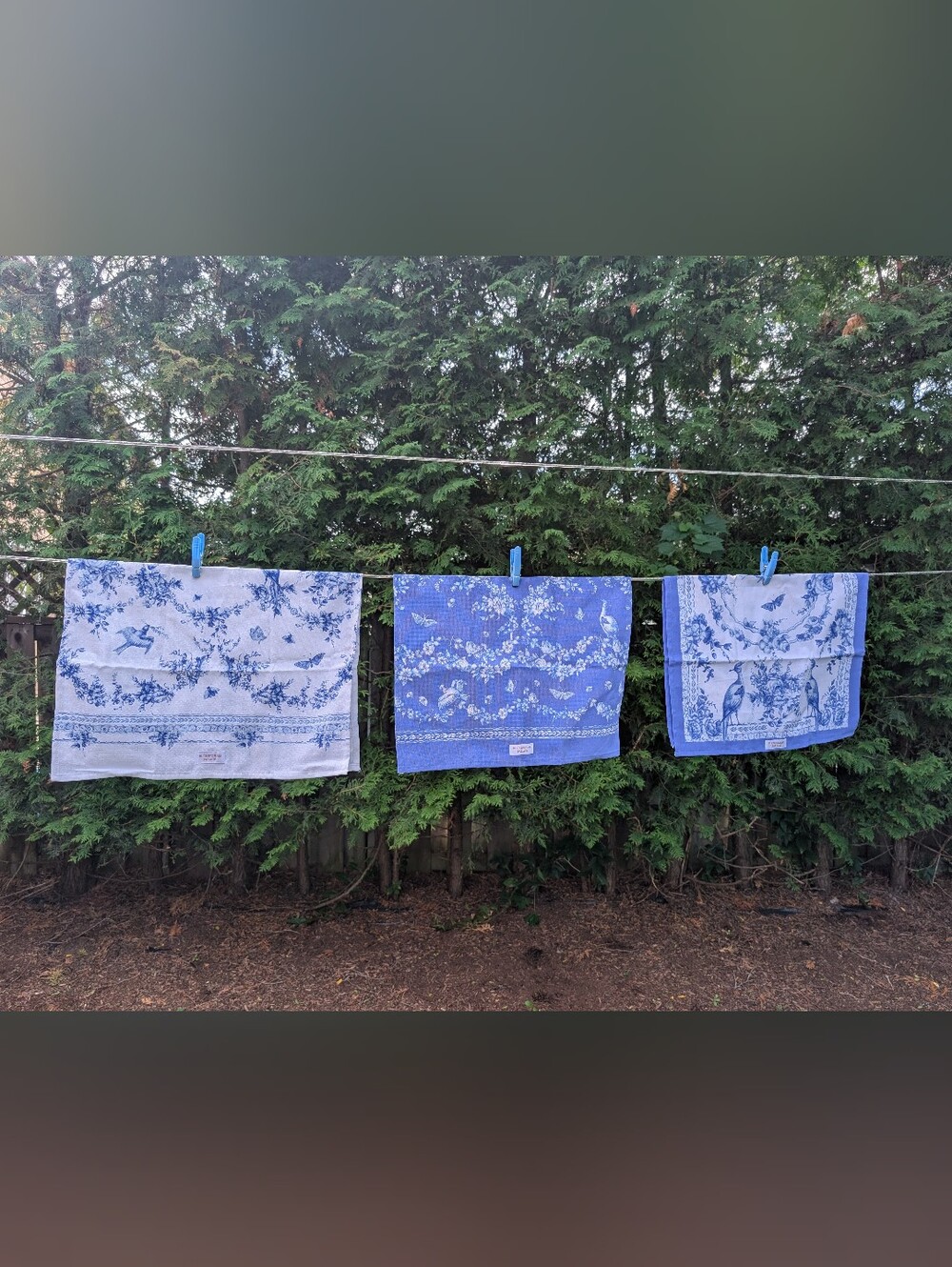 New without tags, Buckingham Palace  Royal birdsong Birds Flowers Tea Towels
